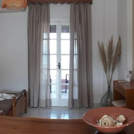 Apartment Bambas *